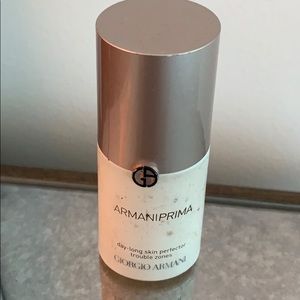 Armani prima primer